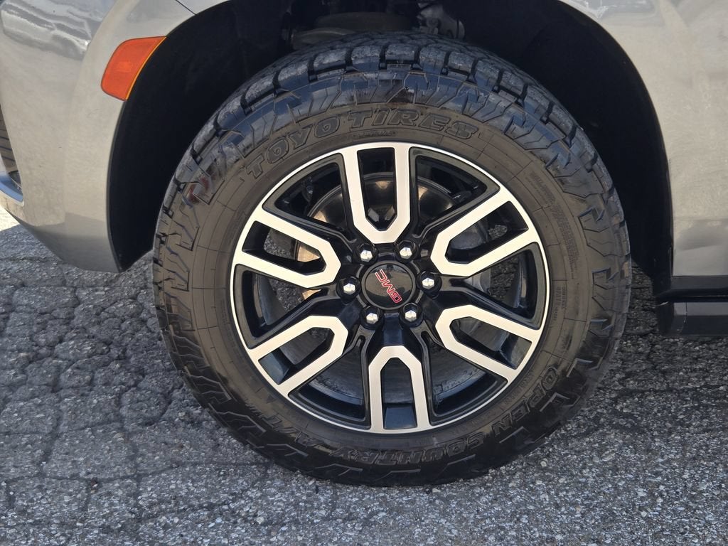 2024 GMC Yukon AT4