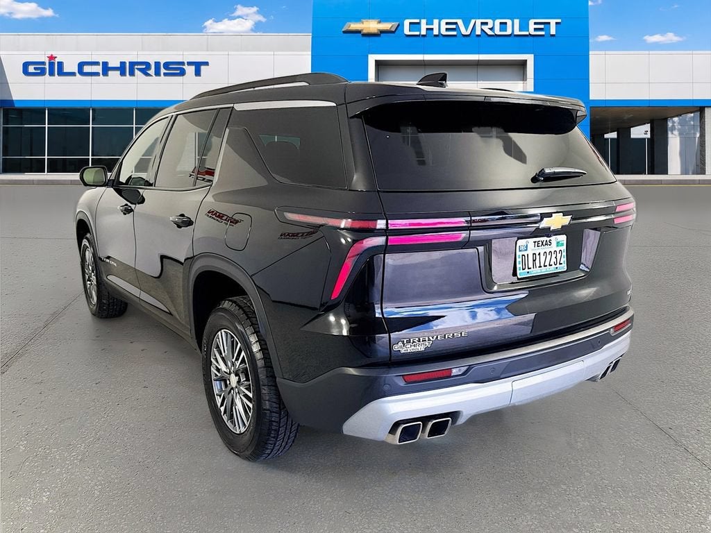2024 Chevrolet Traverse LT