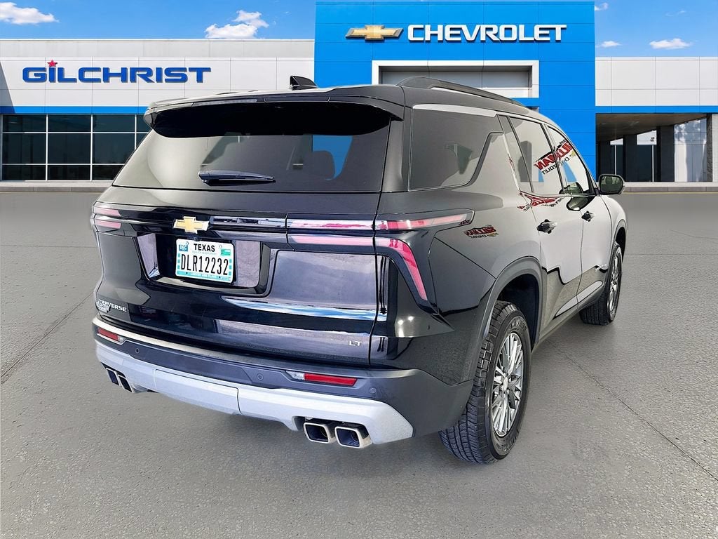2024 Chevrolet Traverse LT