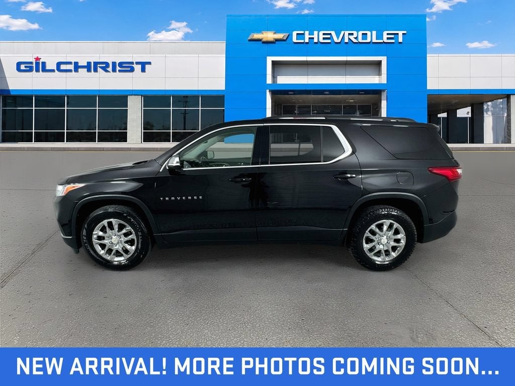 2020 Chevrolet Traverse LT Cloth