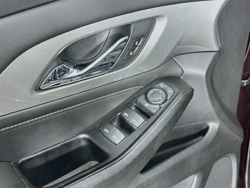 2020 Chevrolet Traverse LT Leather
