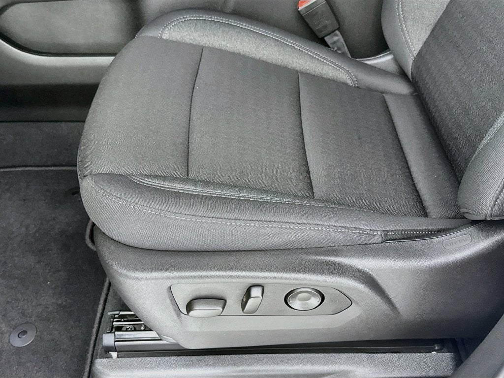 2027 Chevrolet Tahoe LS