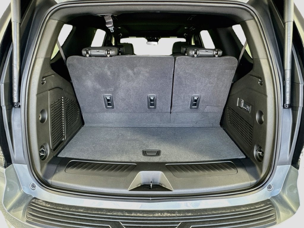 2027 Chevrolet Tahoe LT