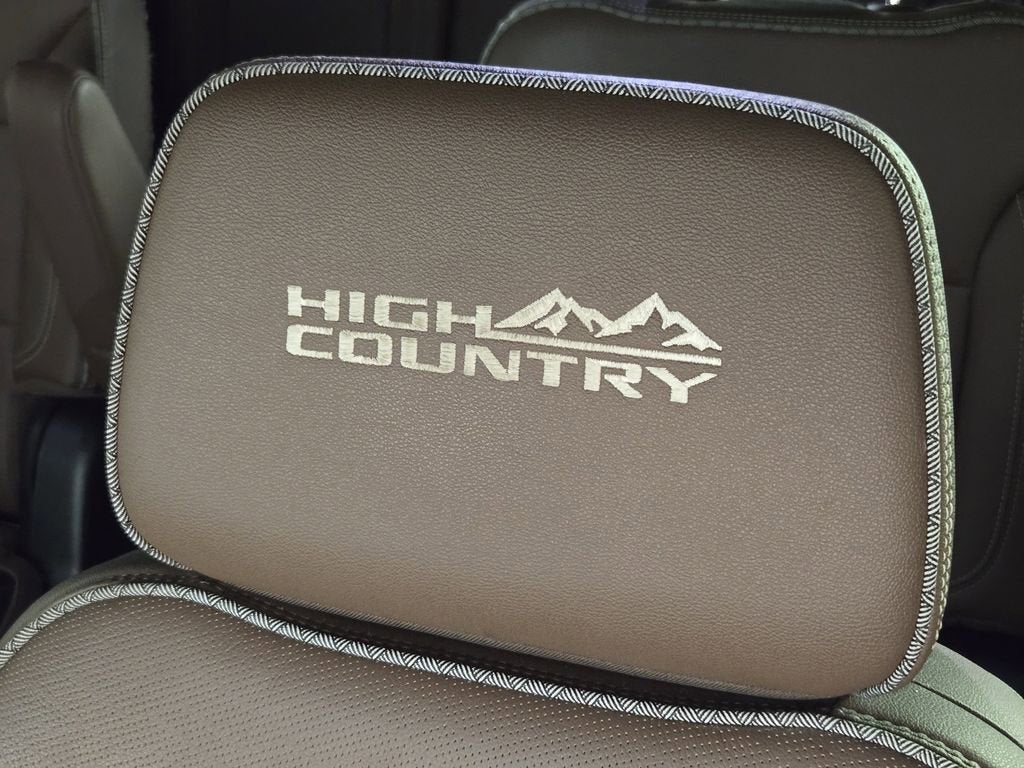 2024 Chevrolet Suburban High Country