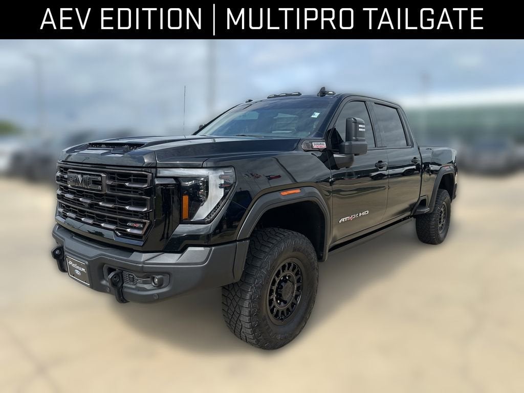 2024 GMC Sierra 4WD Crew Cab Standard Box AT4X's photo