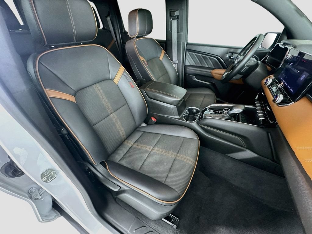 2024 GMC Canyon AT4