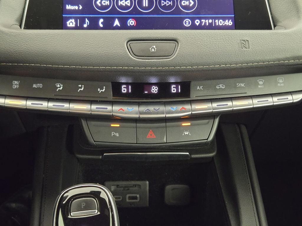 2020 Cadillac XT4 FWD Premium Luxury