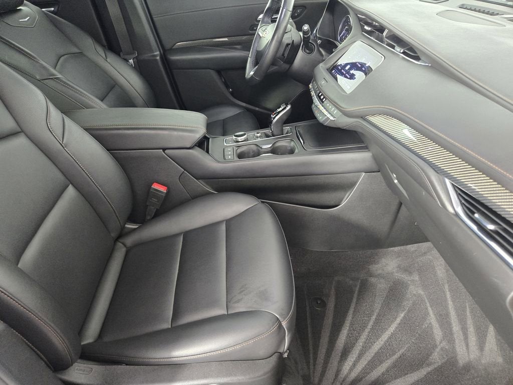 2023 Cadillac XT4 Sport