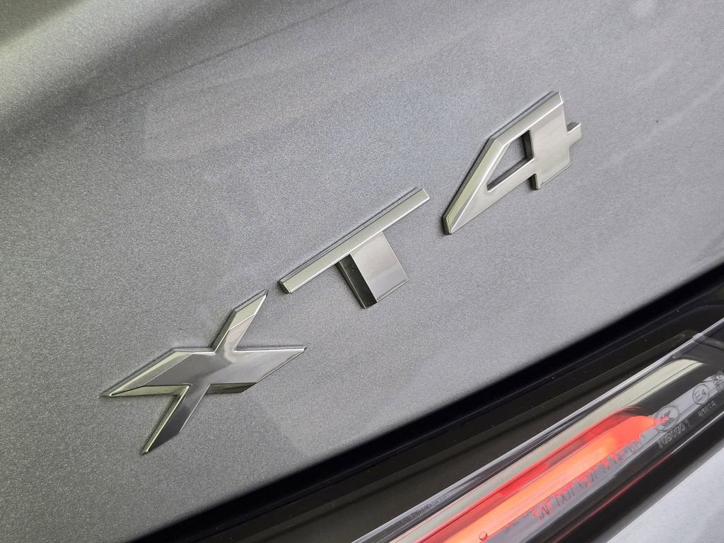 2024 Cadillac XT4 Sport