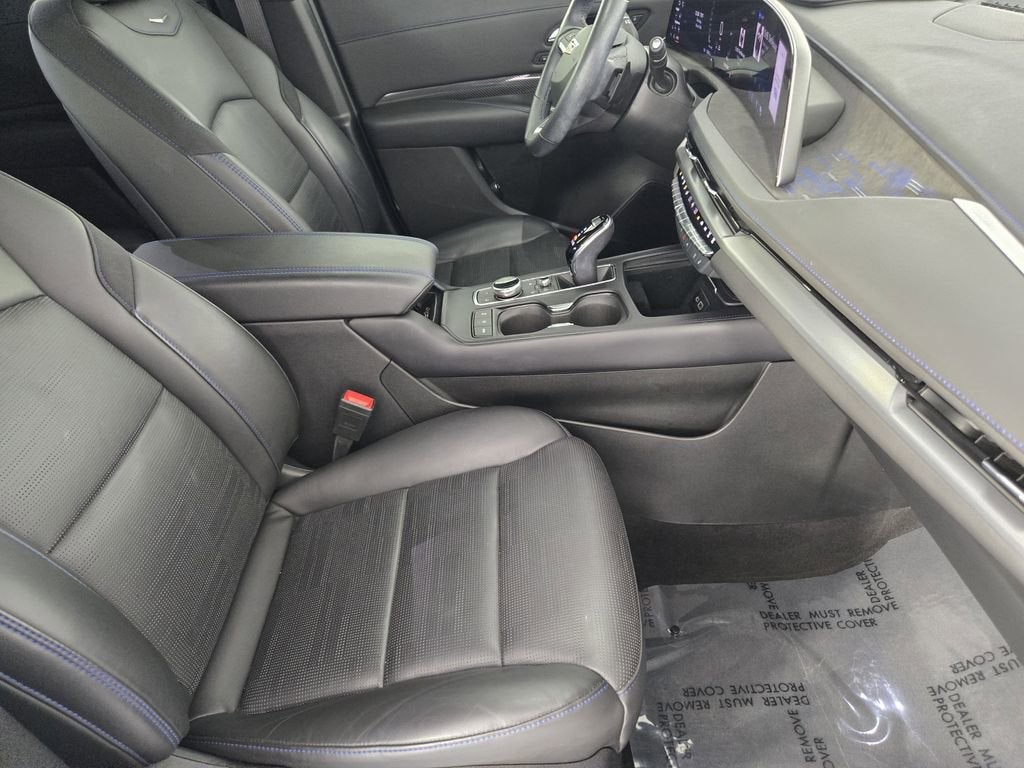 2024 Cadillac XT4 Sport