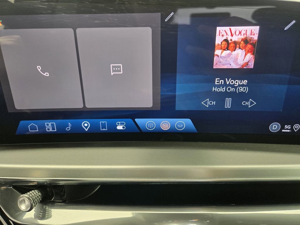 2024 Cadillac LYRIQ Luxury 1