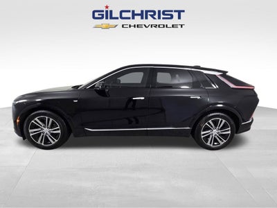 2024 Cadillac LYRIQ Luxury 1