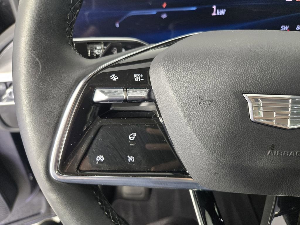 2024 Cadillac LYRIQ Luxury 1