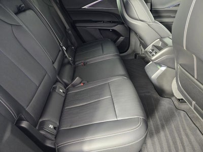 2024 Cadillac LYRIQ Luxury 1