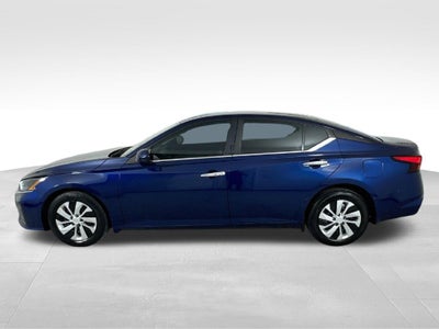 2023 Nissan Altima S FWD
