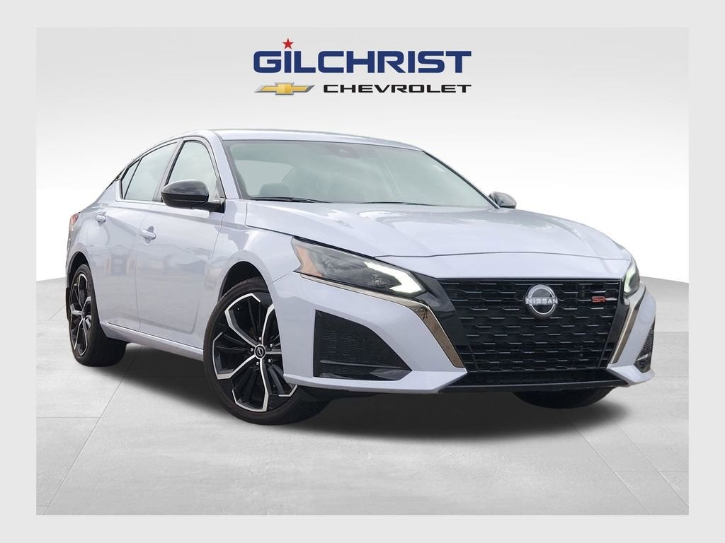 2025 Nissan Altima SR