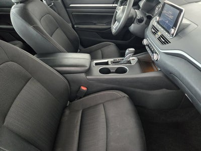 2022 Nissan Altima SV FWD