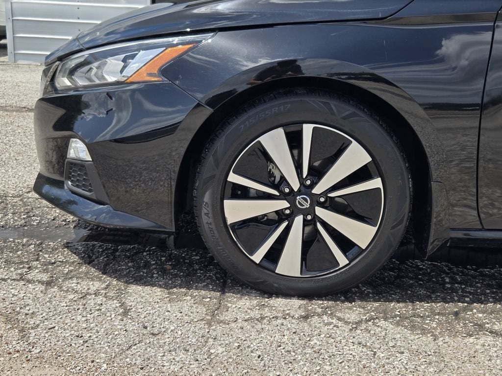 2022 Nissan Altima SV FWD