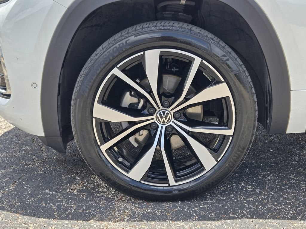 2024 Volkswagen Atlas 2.0T SEL Premium R-Line