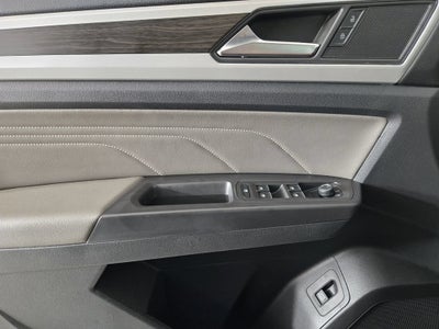 2023 Volkswagen Atlas 2.0T SE w/Technology