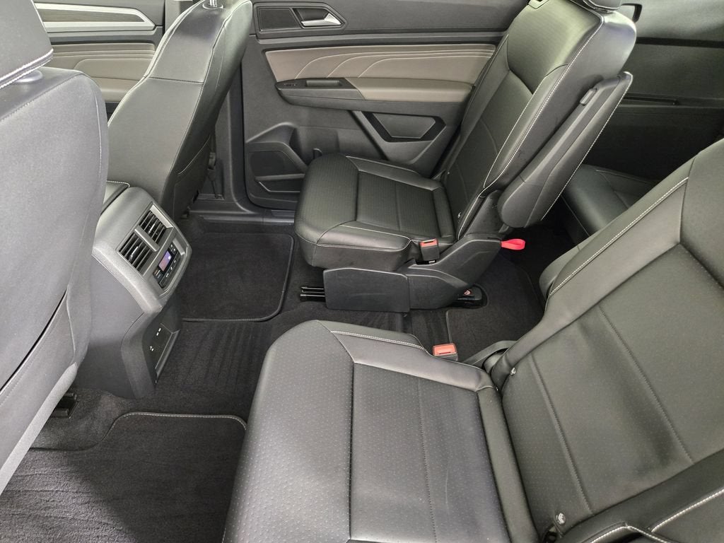 2023 Volkswagen Atlas 2.0T SE w/Technology