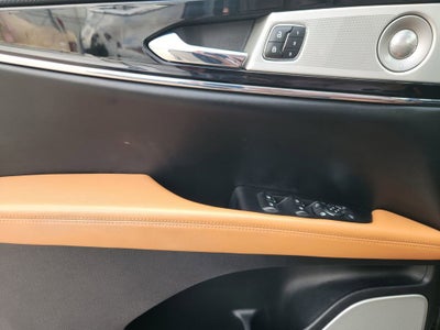 2022 Lincoln Nautilus Black Label