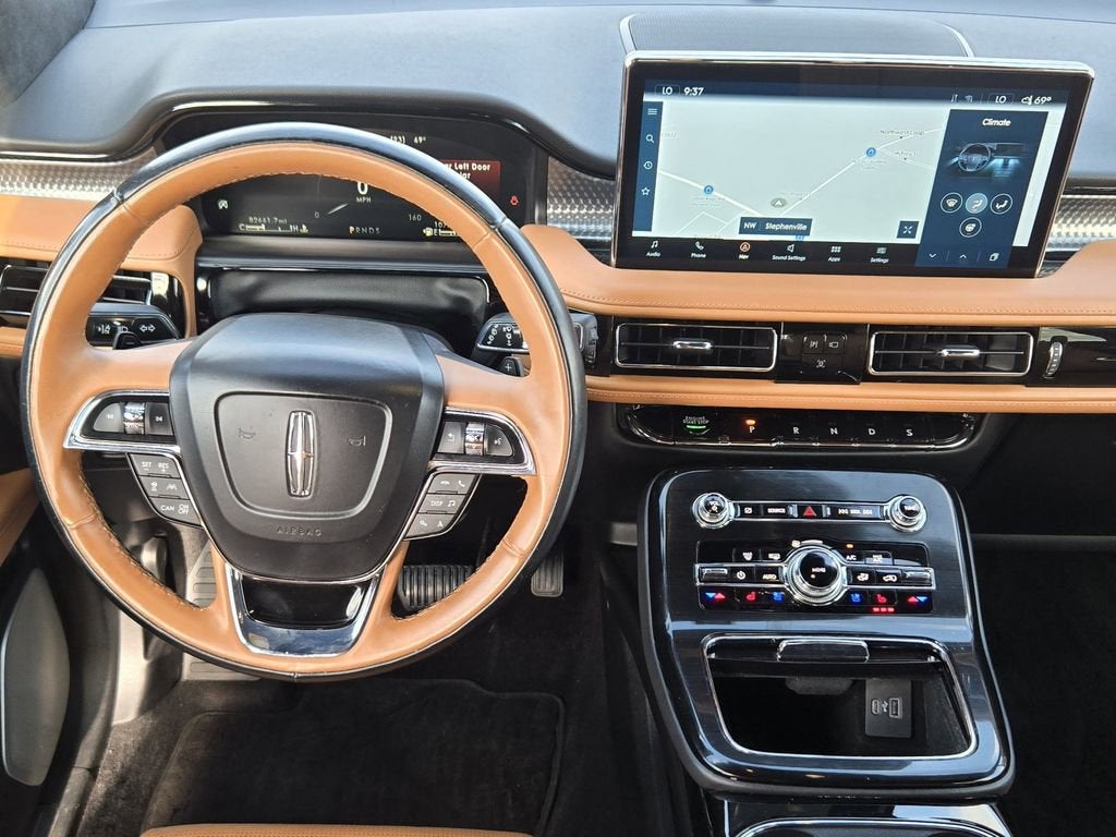 2022 Lincoln Nautilus Black Label