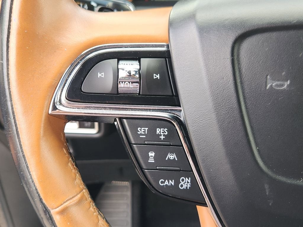 2022 Lincoln Nautilus Black Label