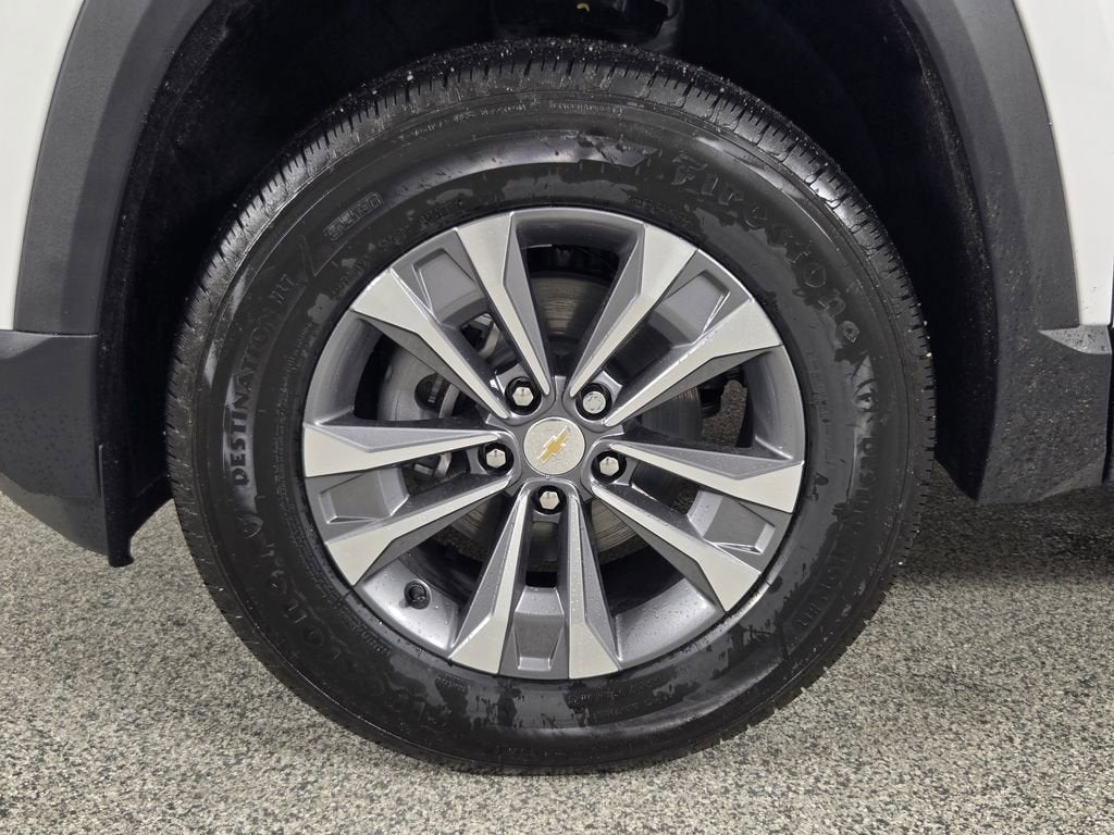 2026 Chevrolet Equinox LT - Photo 13