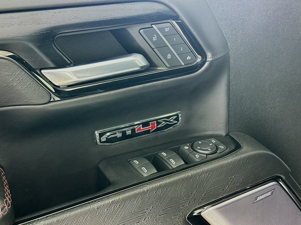 2023 GMC Sierra 1500 AT4X