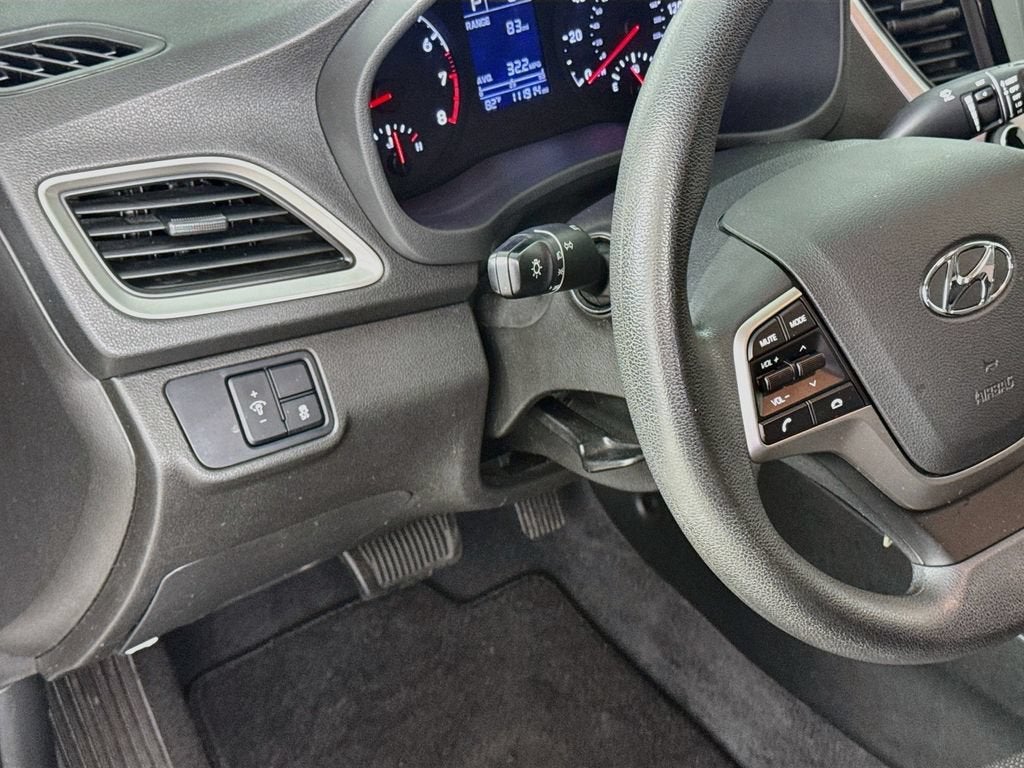 2022 Hyundai Accent SE