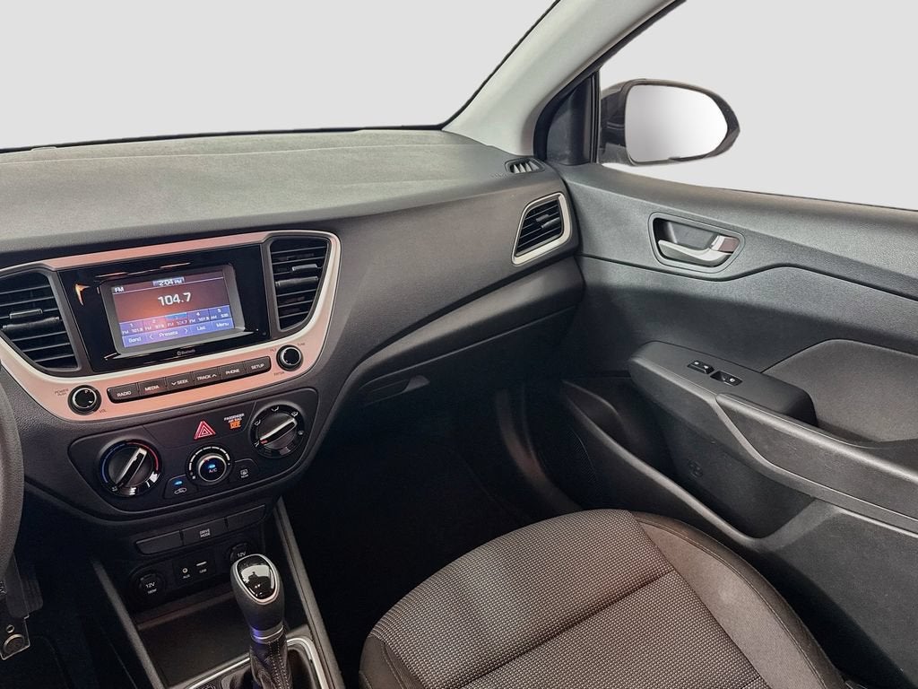 2022 Hyundai Accent SE