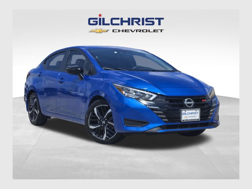2023 Nissan Versa SR