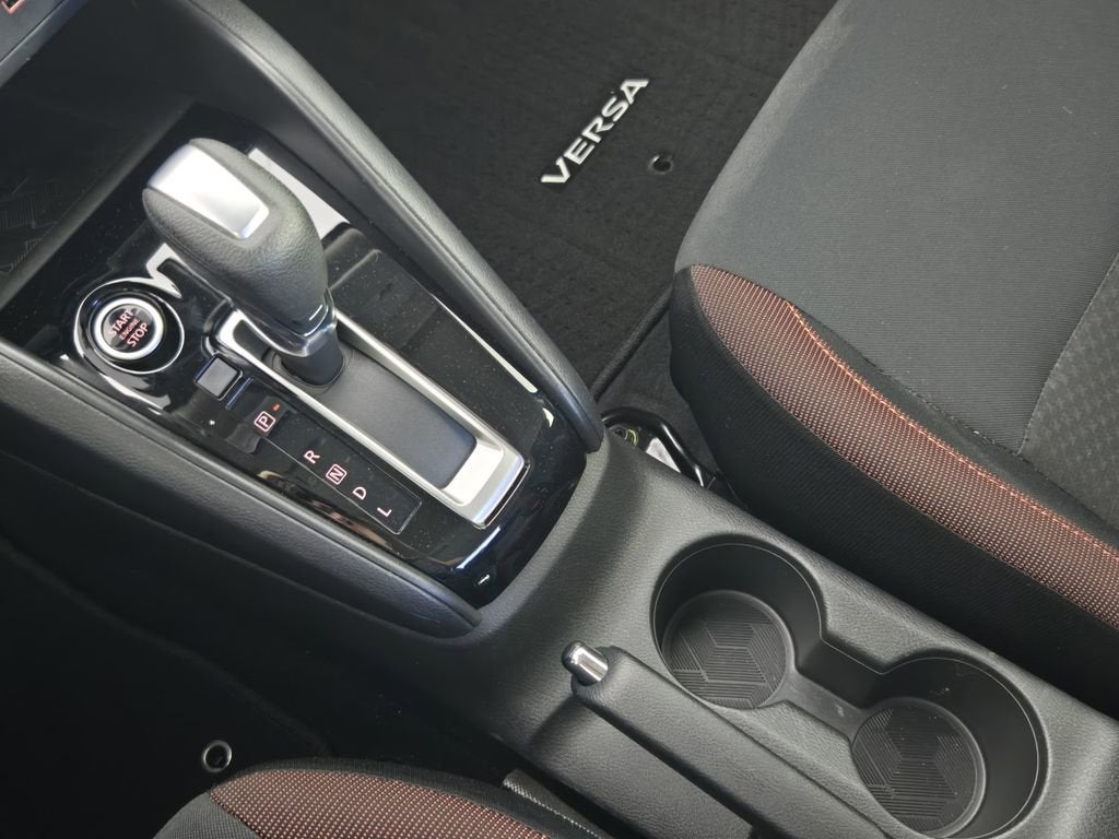 2023 Nissan Versa SR