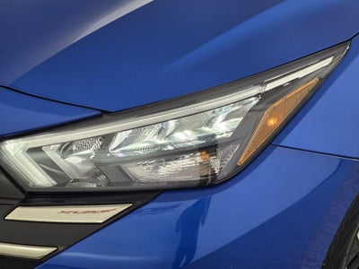 2023 Nissan Versa SR