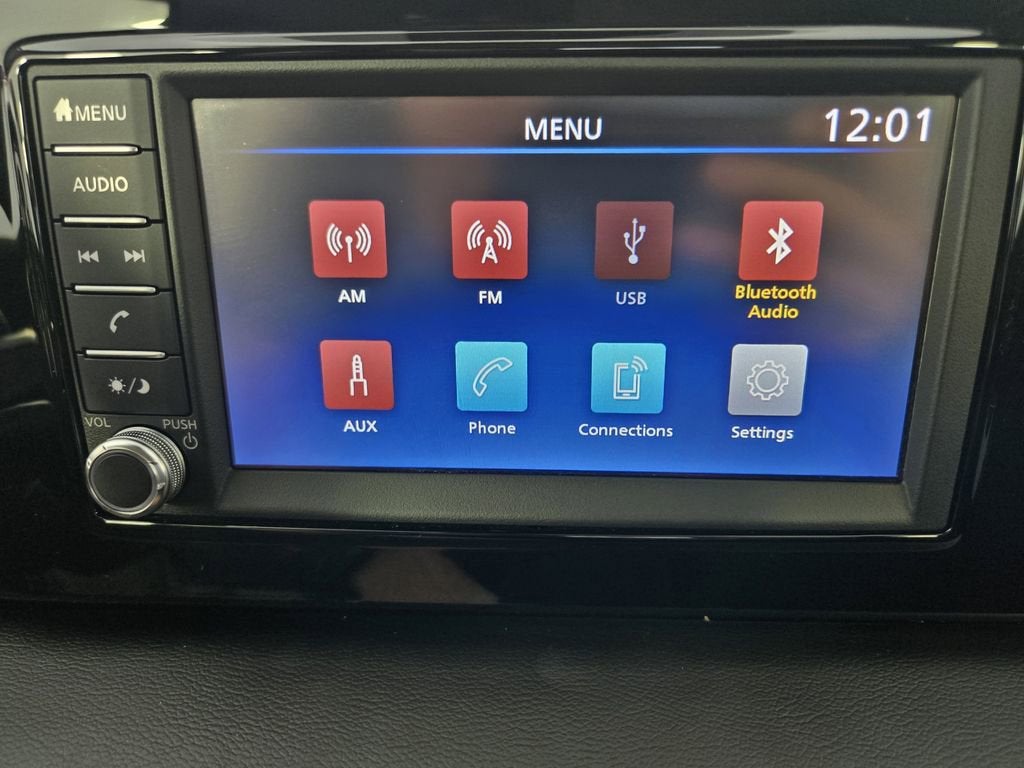 2025 Nissan Kicks S