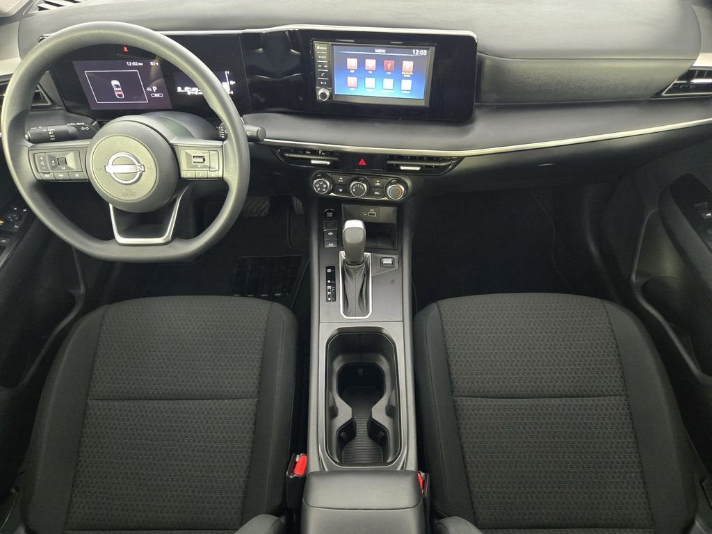 2025 Nissan Kicks S