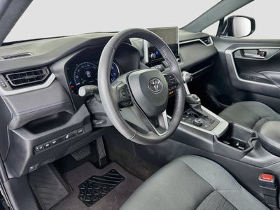 2023 Toyota RAV4 Hybrid SE