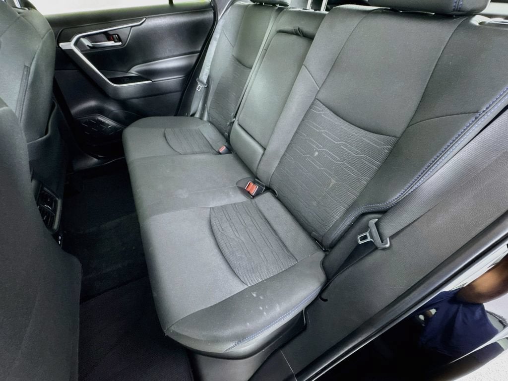 2023 Toyota RAV4 Hybrid SE