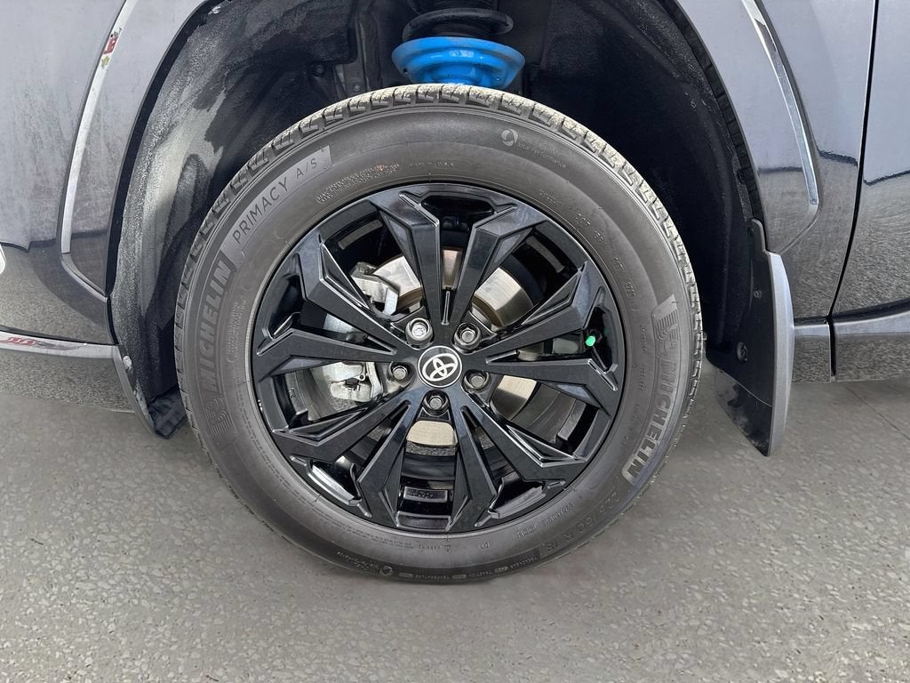 2023 Toyota RAV4 Hybrid SE