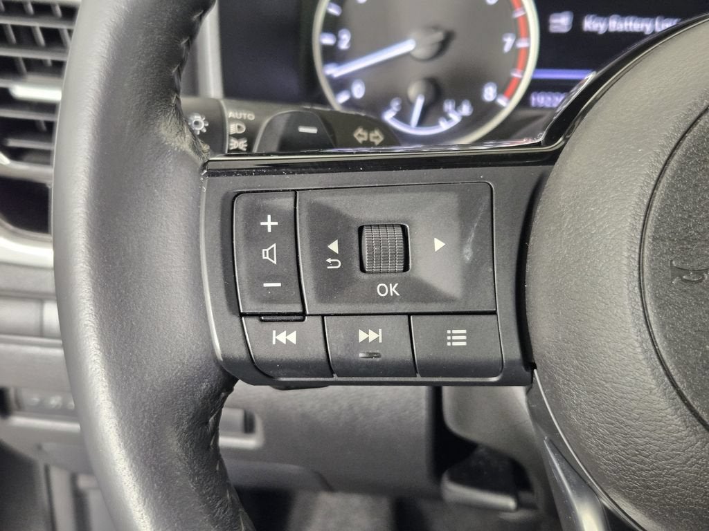 2023 Nissan Rogue SL FWD