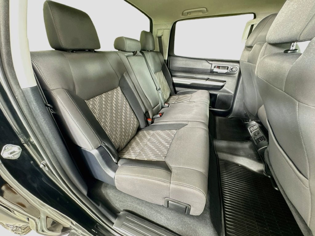 2019 Toyota Tundra SR5 5.7L V8