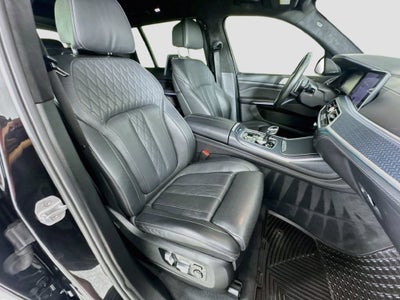 2020 BMW X7 M50i