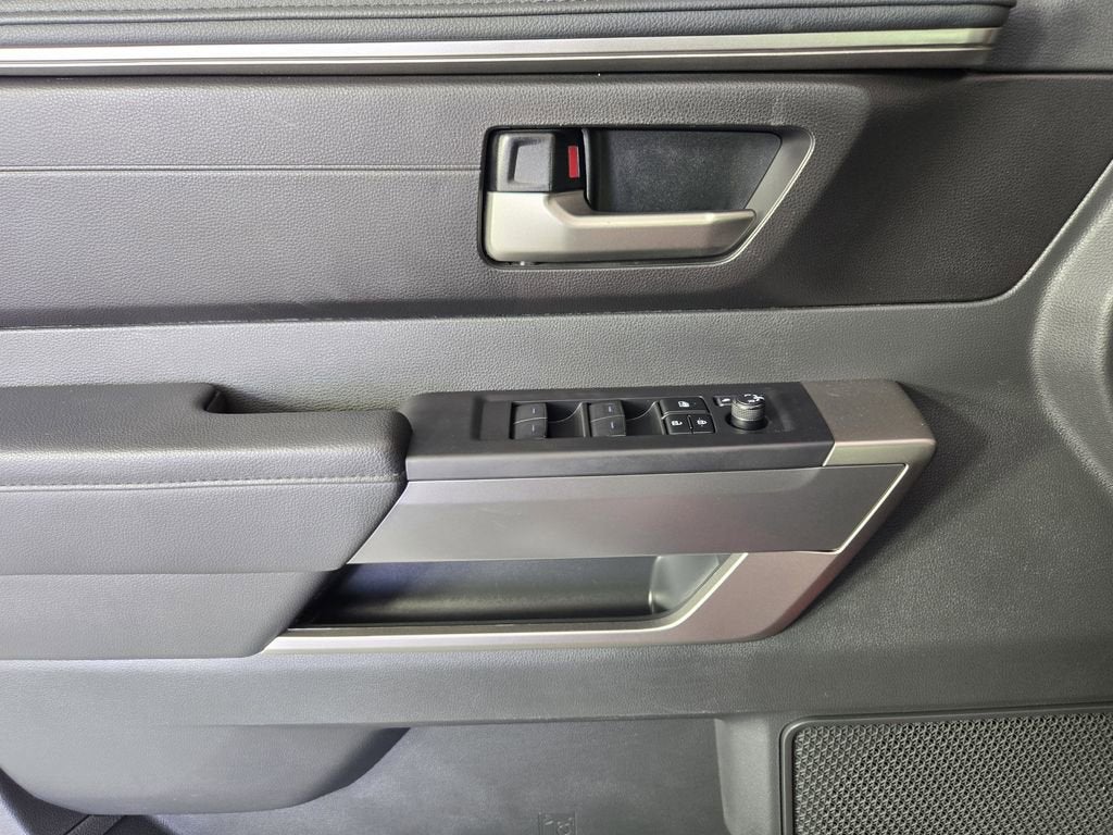 2024 Toyota Sequoia SR5