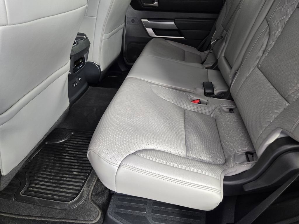 2024 Toyota Sequoia SR5