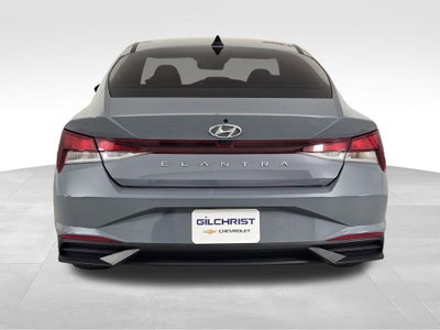 2022 Hyundai Elantra SEL