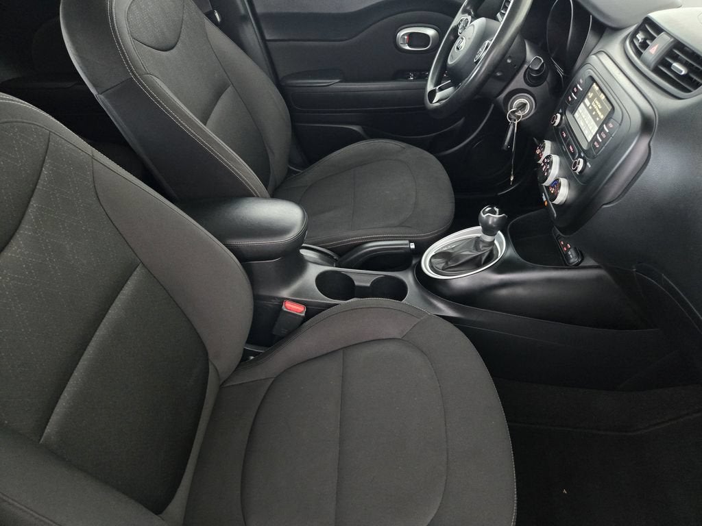2017 Kia Soul Base
