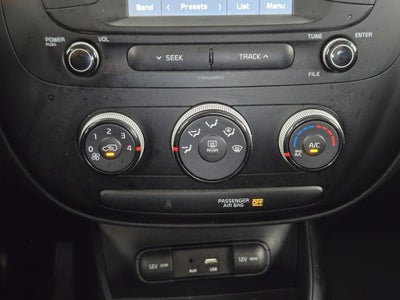 2017 Kia Soul Base