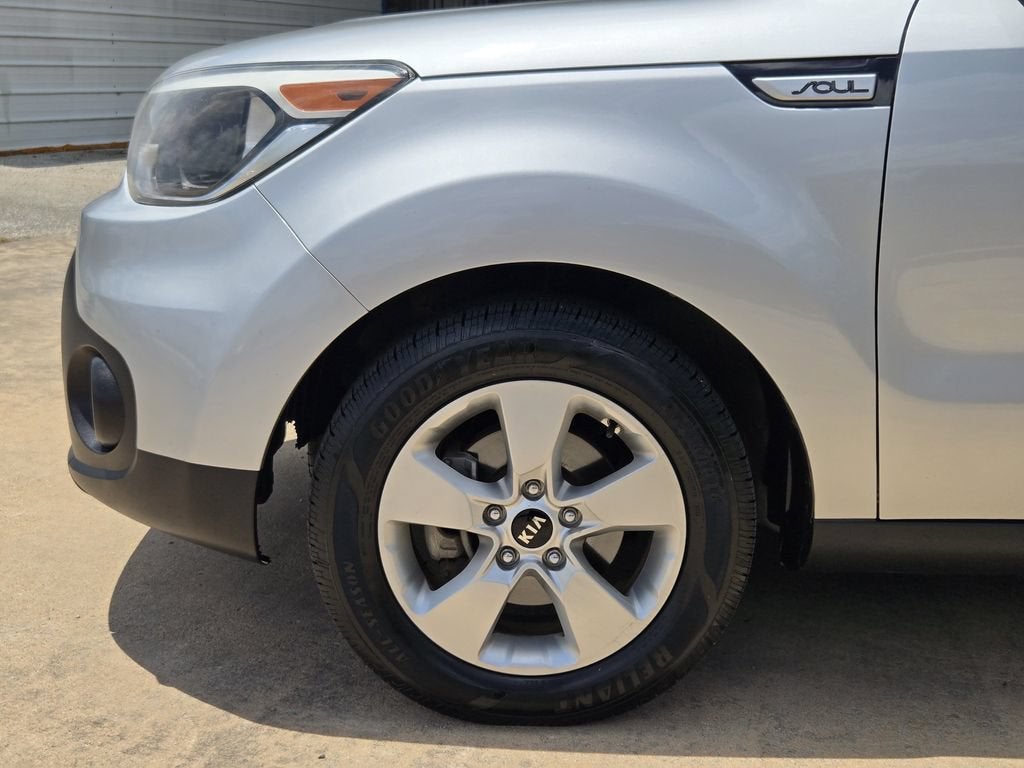 2017 Kia Soul Base