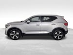 2023 Volvo XC40 B5 Plus Bright Theme
